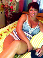 40 yo redhead karla willing to perform: close up, dancing, dildo.